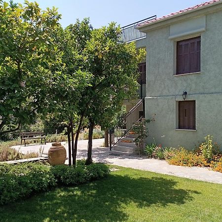 Betty'S Garden House Villa Nea Anchialos Exterior photo